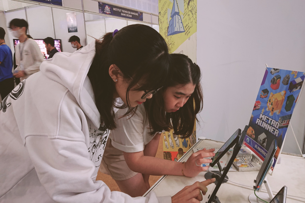 SLAB in Lapak Gaming Exhibition. Visitor playing SLAB's ganes